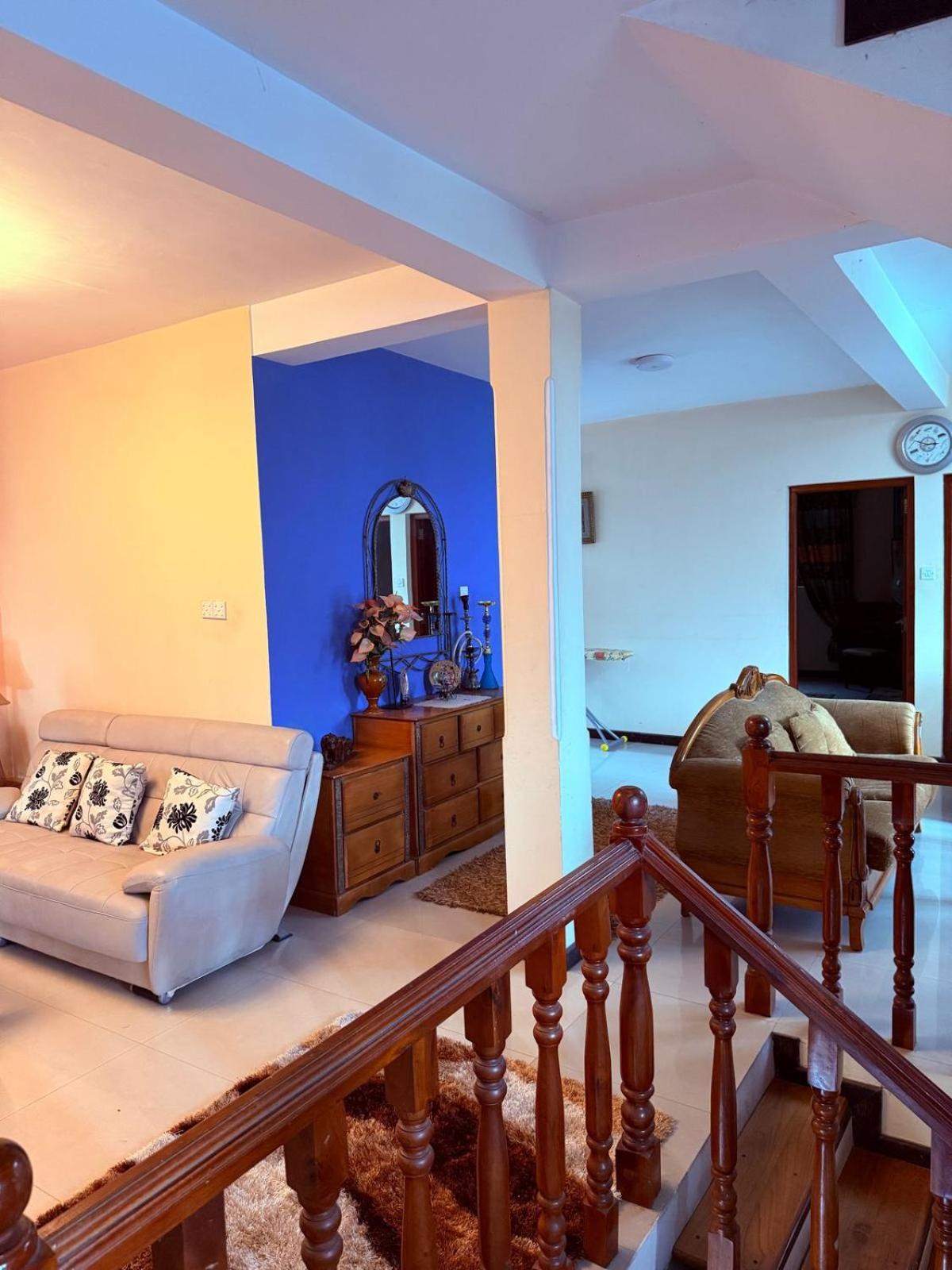 Resident View Homestay Kandy Luaran gambar