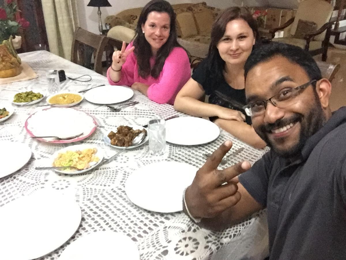 Resident View Homestay Kandy Luaran gambar